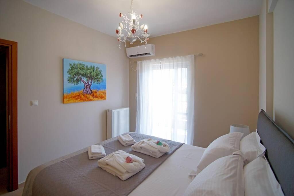Kyparissia Luxury Home Exterior photo